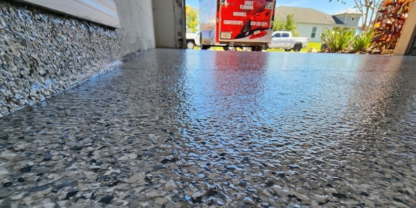 tips to maintain your concrete garage floors